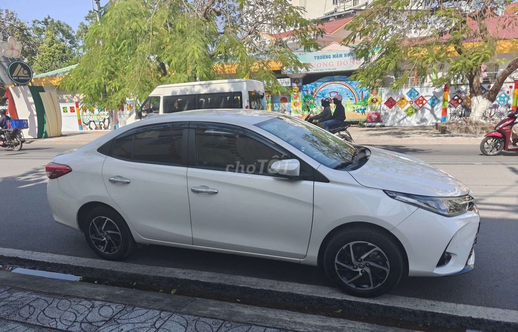 Toyota Vios G 2022 Белый 90 км
