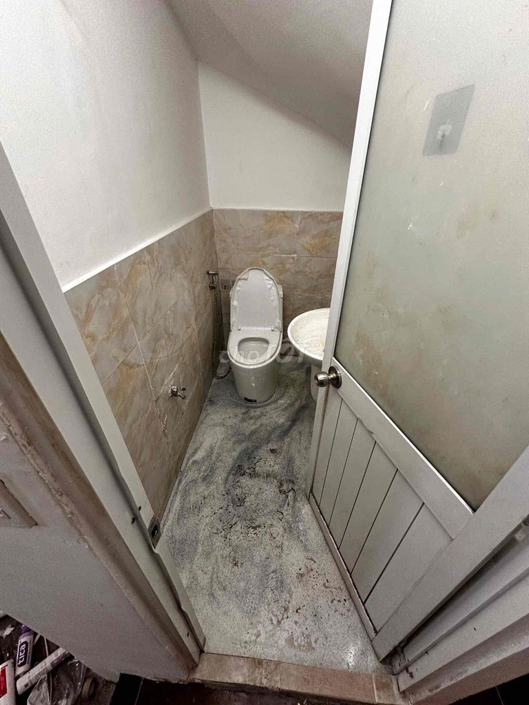 Фото 2: Сдам помещение 9 млн, отдельное, оживлённое место, Нгуен Тхи Минь Кхай