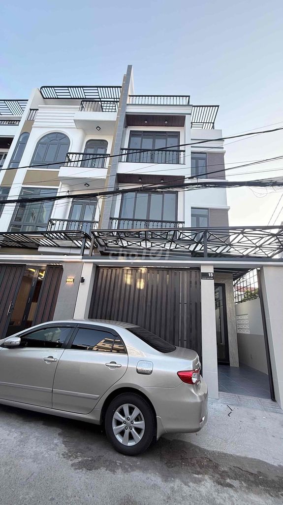 Продажа 3 домов на улице Нгуен Чонг Куан, район 8, Вунгтау