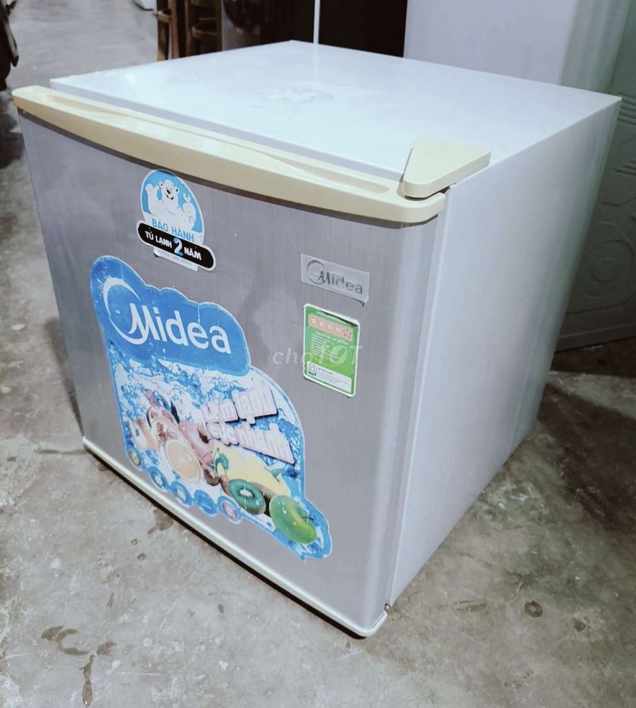 Фото 3: Холодильник мини Midea 50 литров Оригинал