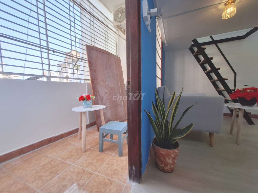 Фото 3: Сдается Duplex-студия с антресолью 35 м², 6,0 млн, с полной мебелью, ул. Cách Mạng Tháng 8, Танбинь