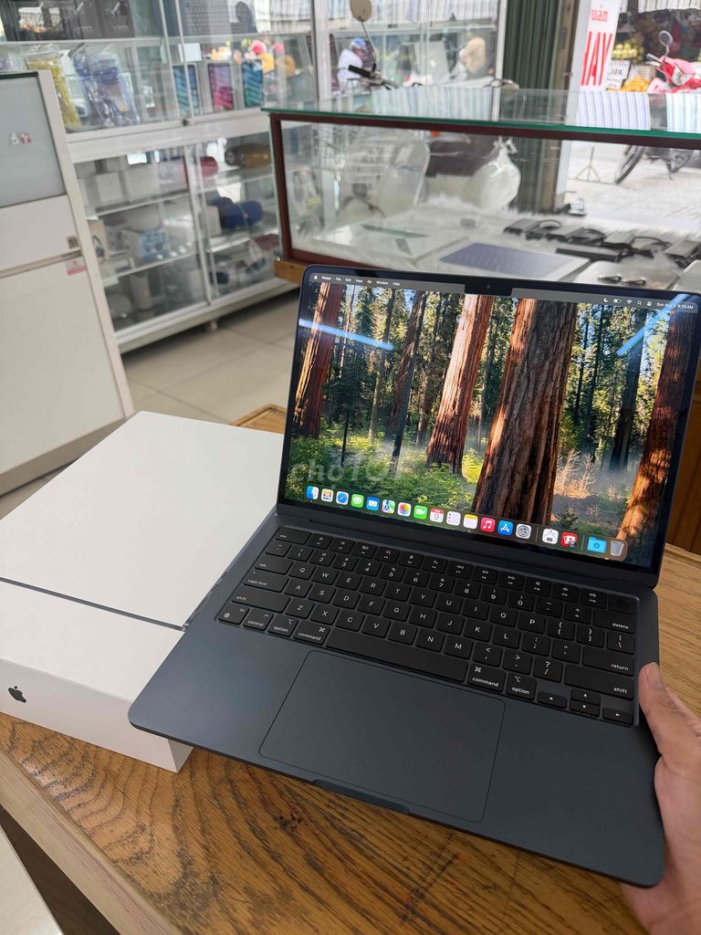 Apple Macbook Air M2 13.6 inch 16GB/256GB Midnight