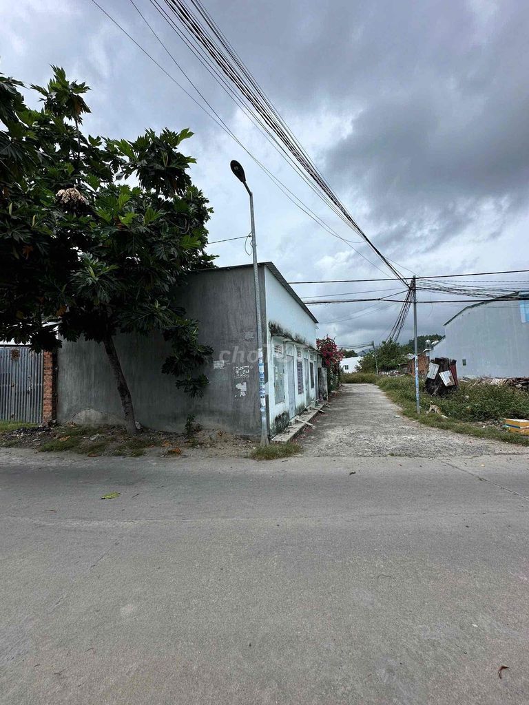 Продажа дома 3 mặt tiền Phước Lộc Phước Đồng Nha Trang, ширина 7.5м, отдельная книга