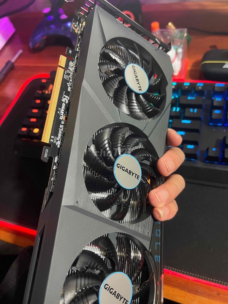 Gigabyte RX 6600 EAGLE 8GB