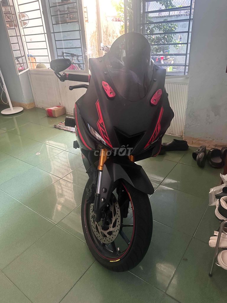 Yamaha R15v3 155cc Черный, ручное сцепление, 24246 км