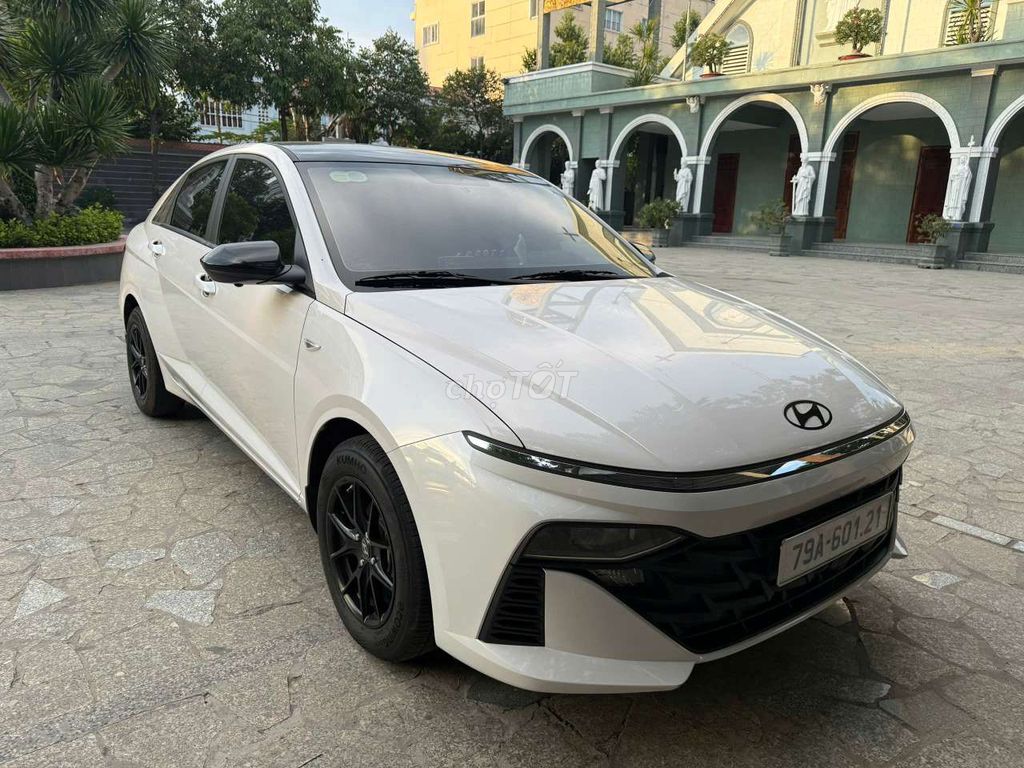 Hyundai Accent BN7I 2025 Белый, механика, 9357 км