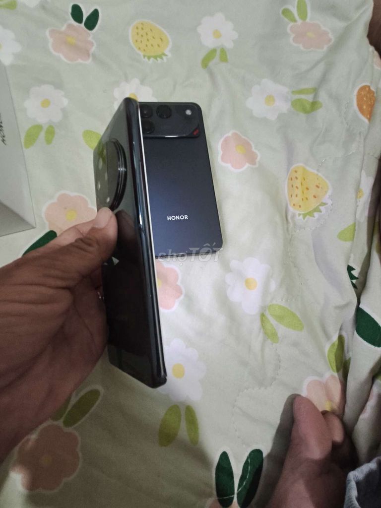 Фото 2: Honor Magic 4 256GB Черный AMOLED
