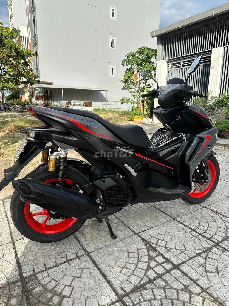 Фото 2: Yamaha NVX V2 155 2022 Черный 19000 км