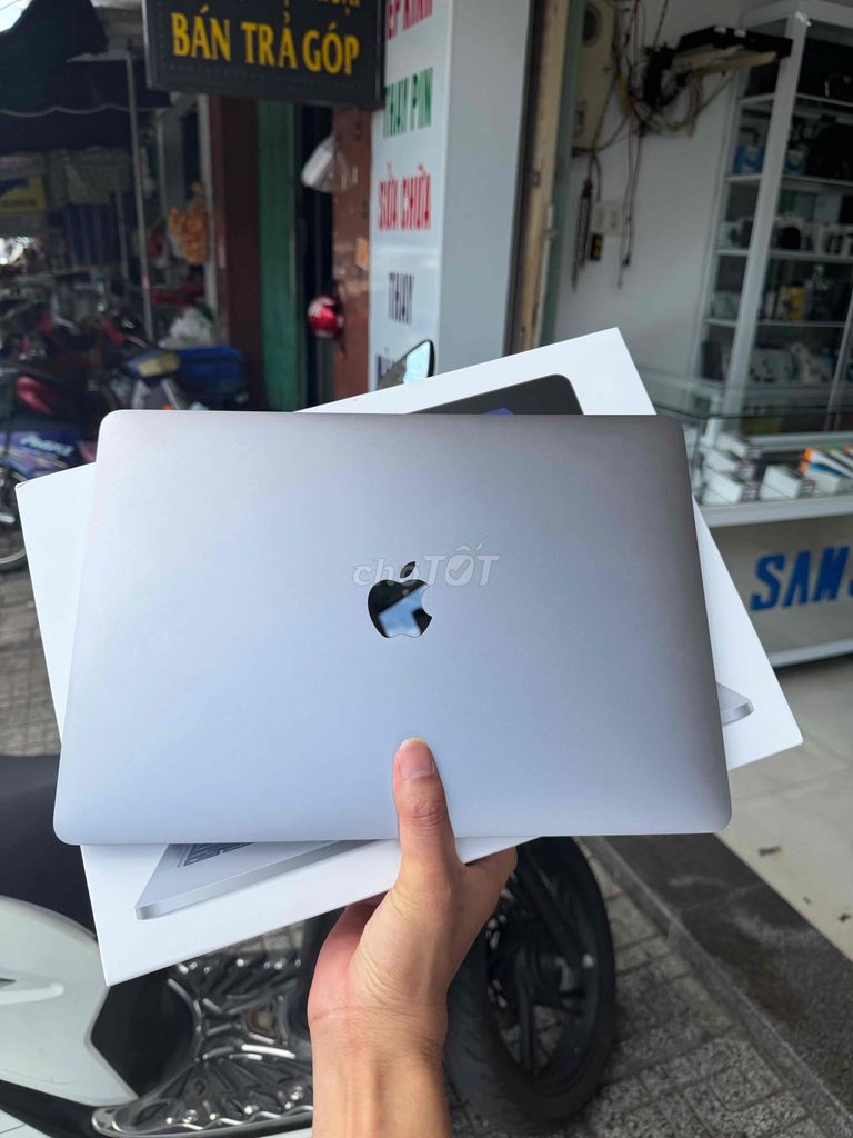 Apple Macbook Pro 13 M1 16GB/256GB 99% pin 93