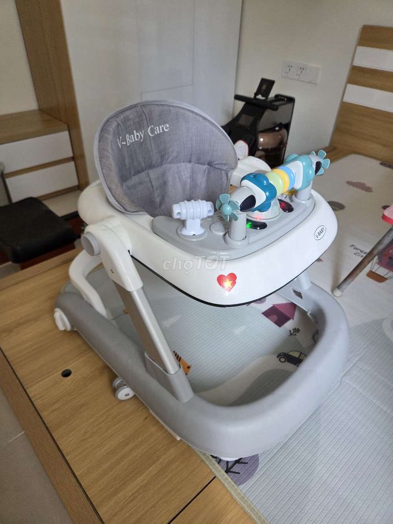 Фото 3: Детские ходунки премиум-класса для малышей U-образные - V-BABY 606