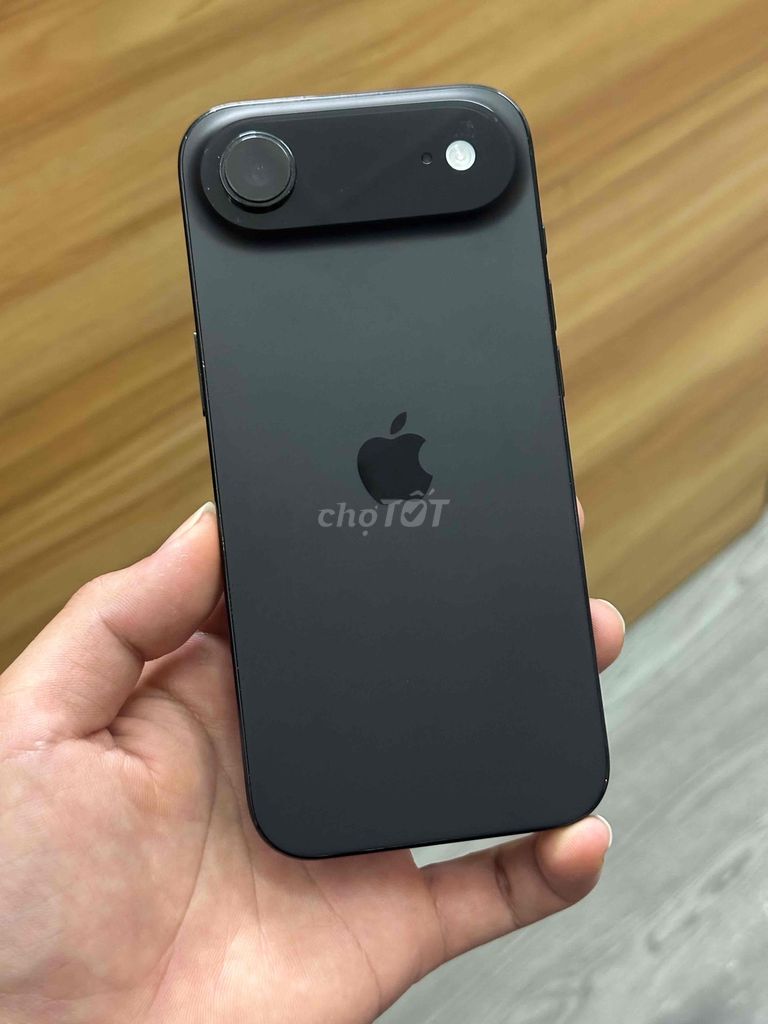 Apple iPhone 17 Air 256GB черный 91%