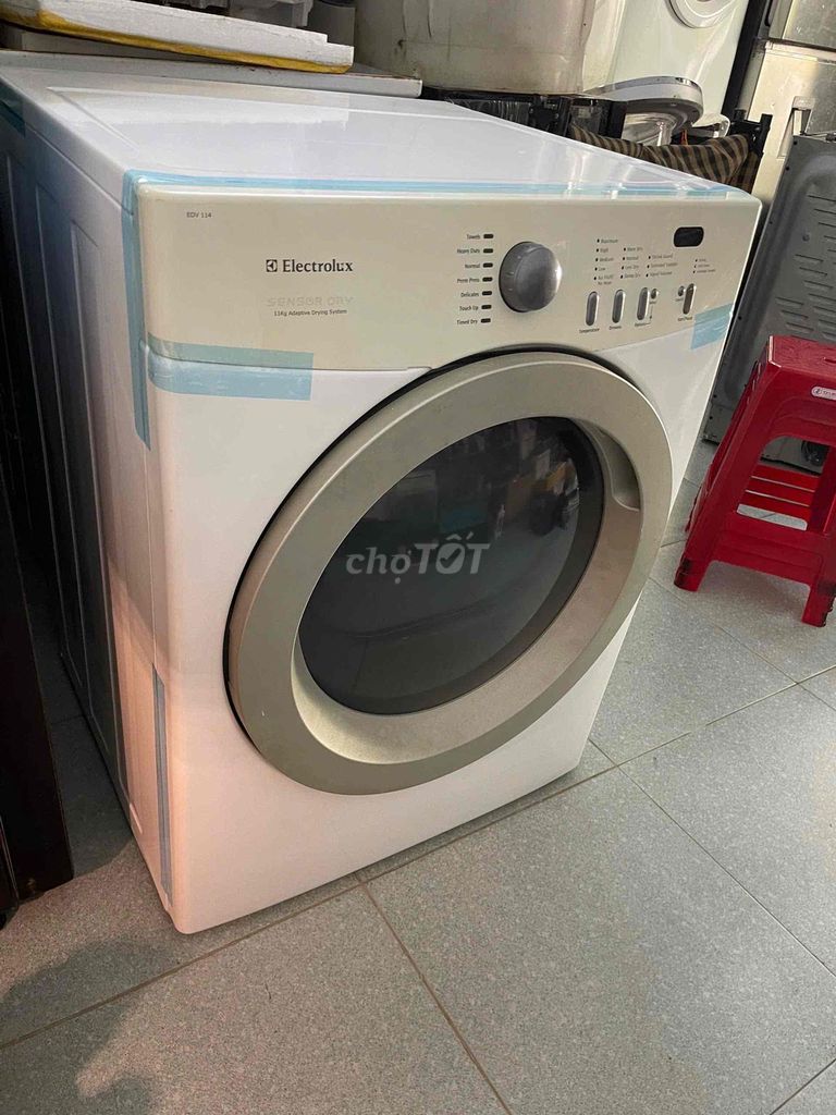 Фото 2: Сушильная машина для одежды Electrolux 11 кг Белая