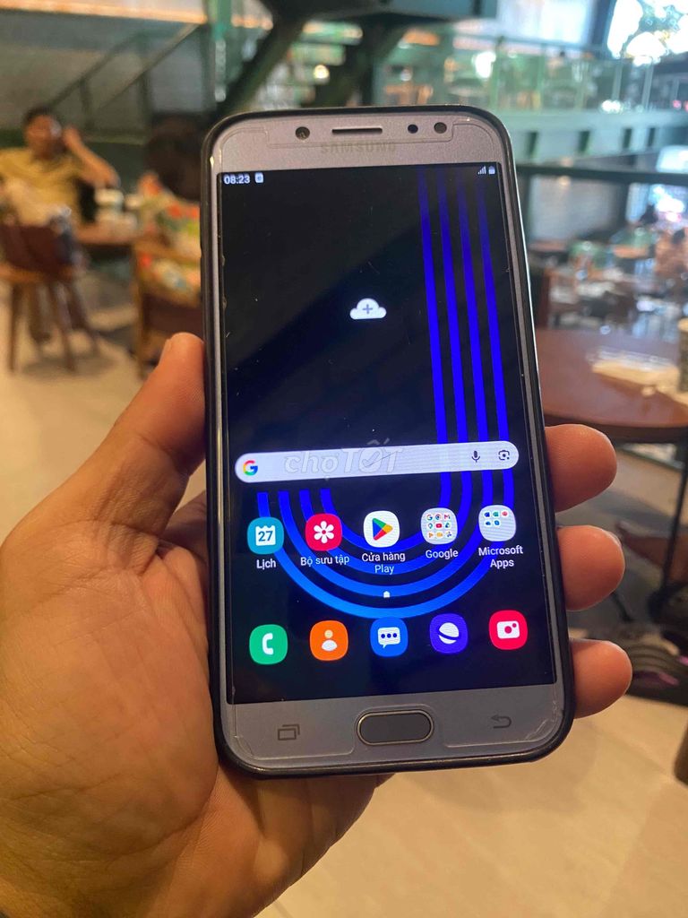 Samsung J7 Pro серебристый