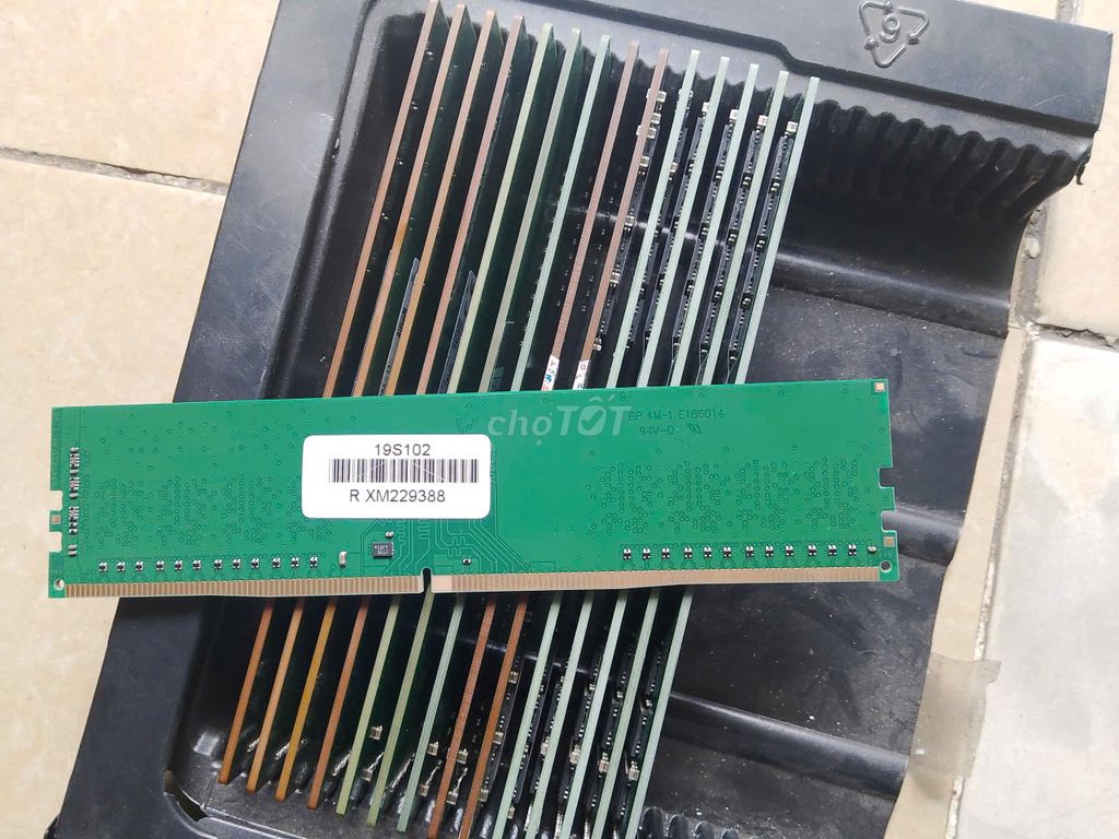 Фото 3: RAM ADATA DDR4 8GB 2400MHz Зеленая