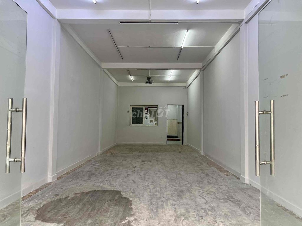 Фото 3: Аренда дома (NC) фасад 61B Phan Đình Phùng, P.17, Phú Nhuận