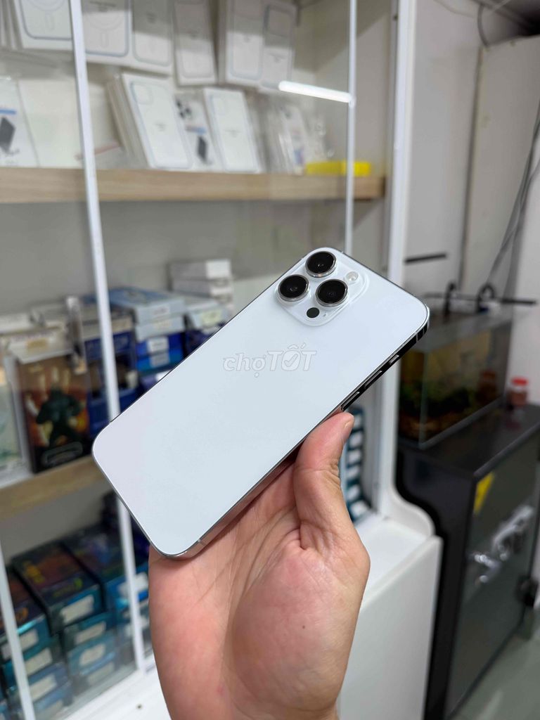 Фото 3: Apple iPhone 14 Pro Max 256GB Серебристый