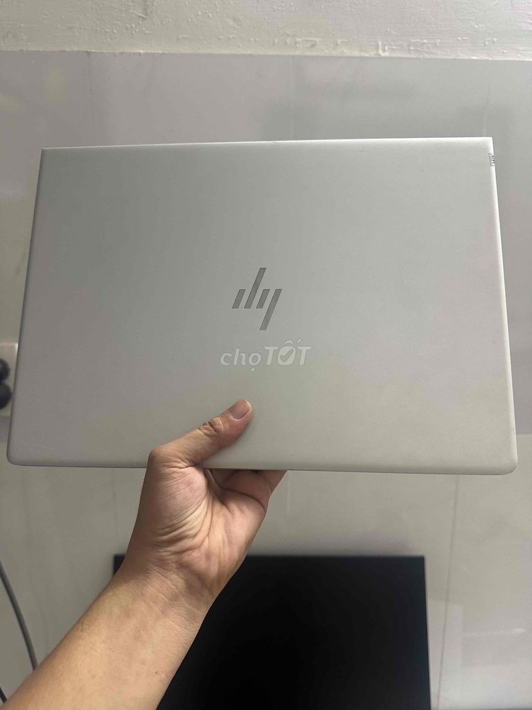 HP 840 G5 i5-8250U 14 inch 8GB/128GB Like New