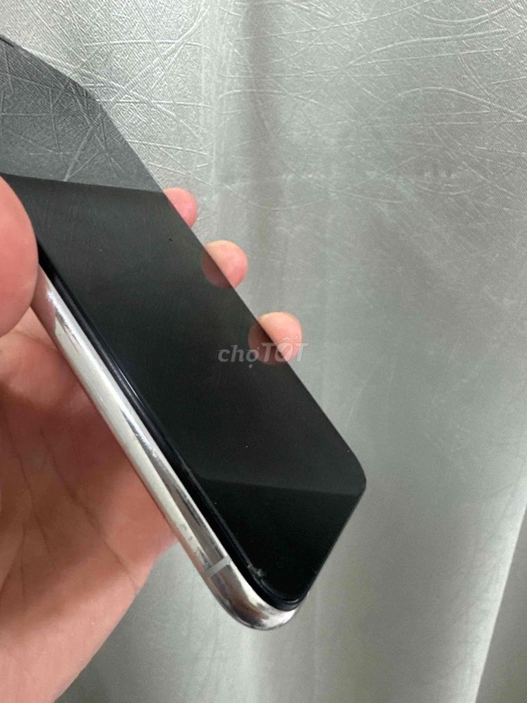 Фото 2: Apple iPhone 11 Pro Max 64GB Bạc