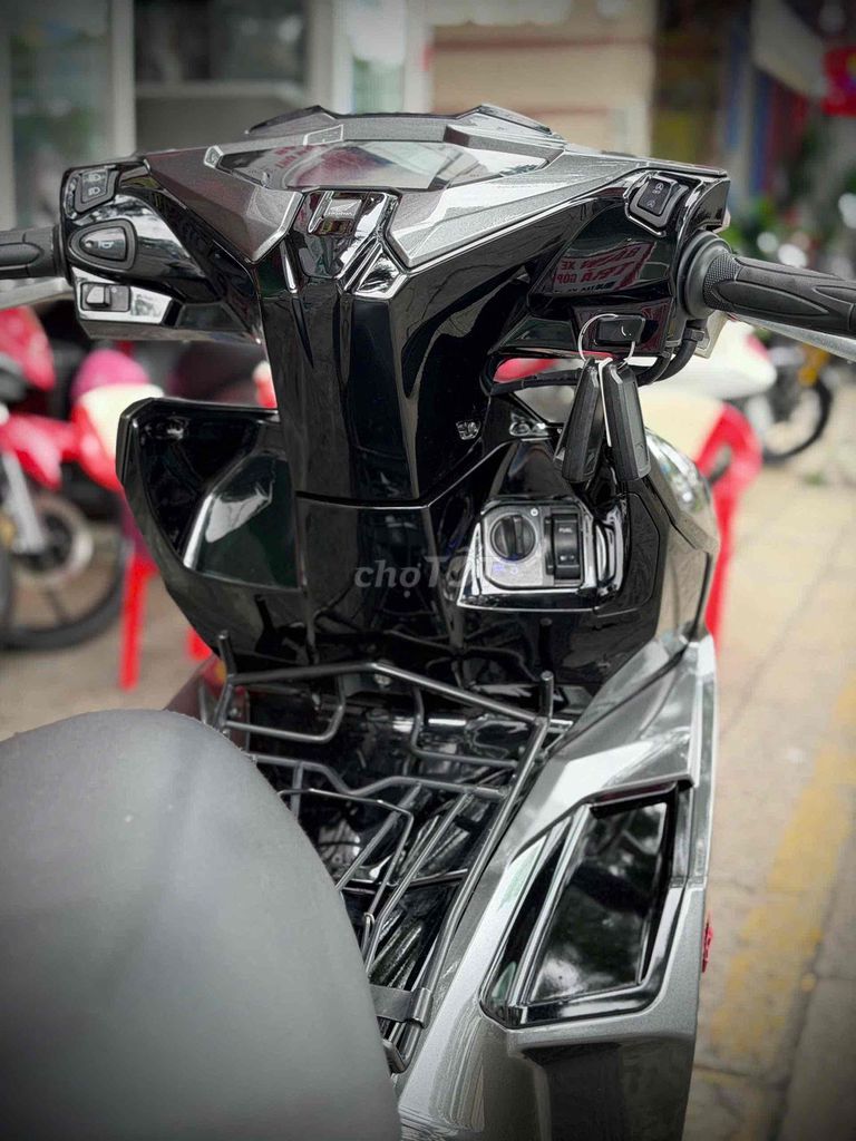 Фото 3: Honda Airblade 125 2023 Серый Ламбор