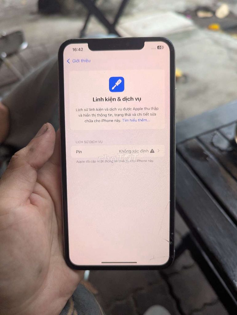 Фото 2: Apple iPhone XS Max Белый, треснувшее стекло экрана
