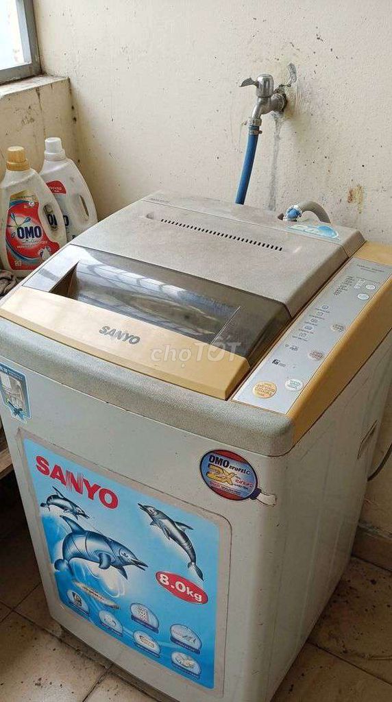 Стиральная машина Sanyo 8.0 кг, белая с желтоватым оттенком