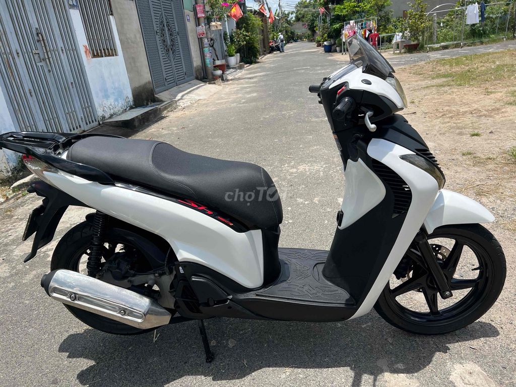 Фото 3: Honda SH125 2010 Trắng Việt Nam