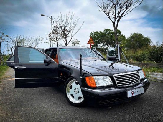 Фото 2: Mercedes-Benz S320 (W140) 1995 Черный, натуральная кожа