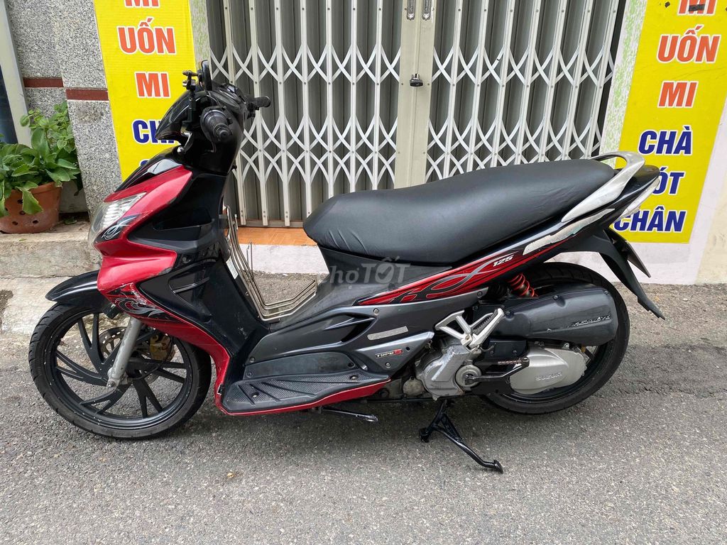 Suzuki Hayate 2009 Красный черный Зин