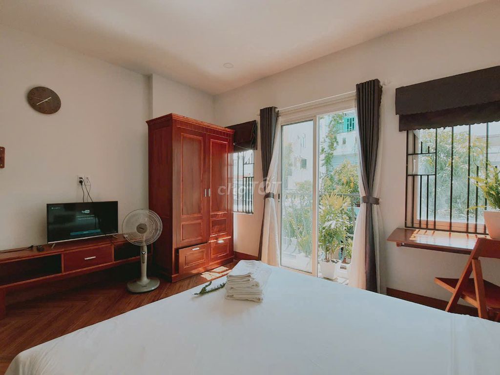 Фото 3: Сдаётся квартира 35 м², с балконом, прямо у моста Дракона, рядом с пляжем Микхе