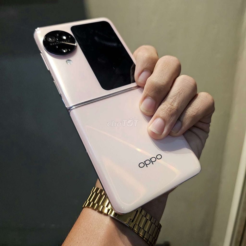 Фото 2: Oppo Find N3 Flip 5G 12GB/256GB розовый, б/у