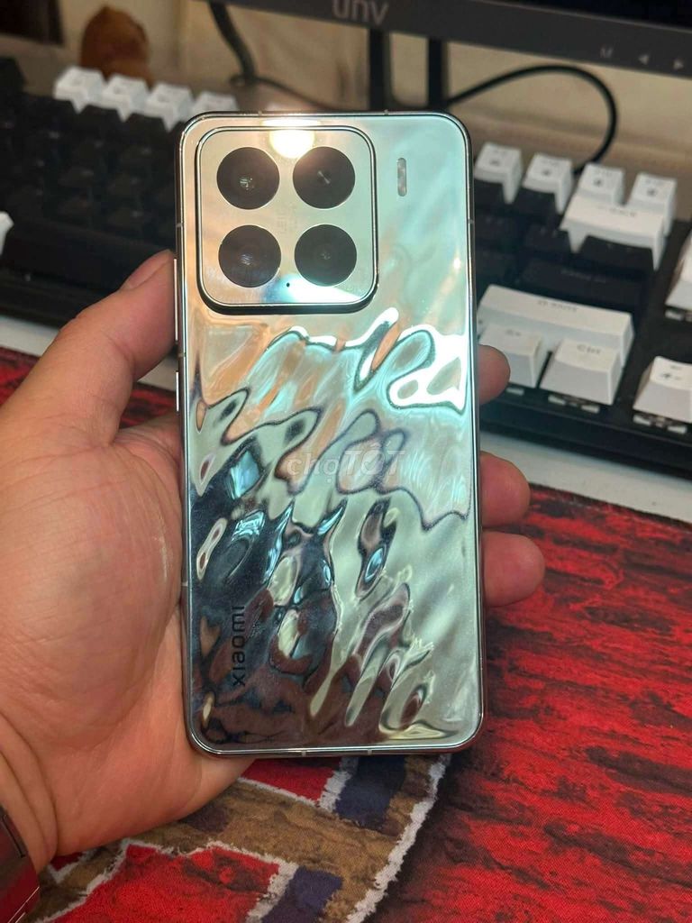 Фото 2: Xiaomi 15 Серебристый