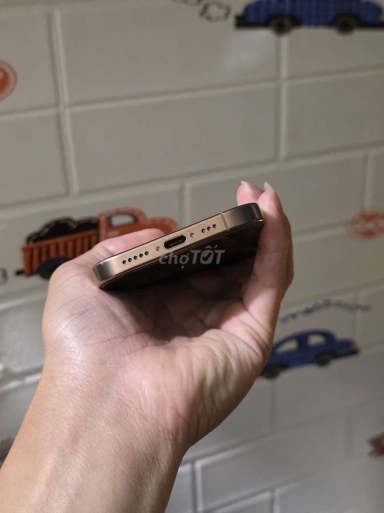 Фото 2: iPhone 16 Pro Lock 128GB eid 2 sim продаю или обмен