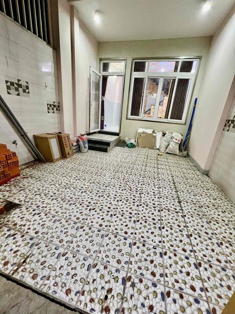 Фото 3: Сдаётся помещение 8 млн, рядом с университетом Хонгбанг, 50 м²