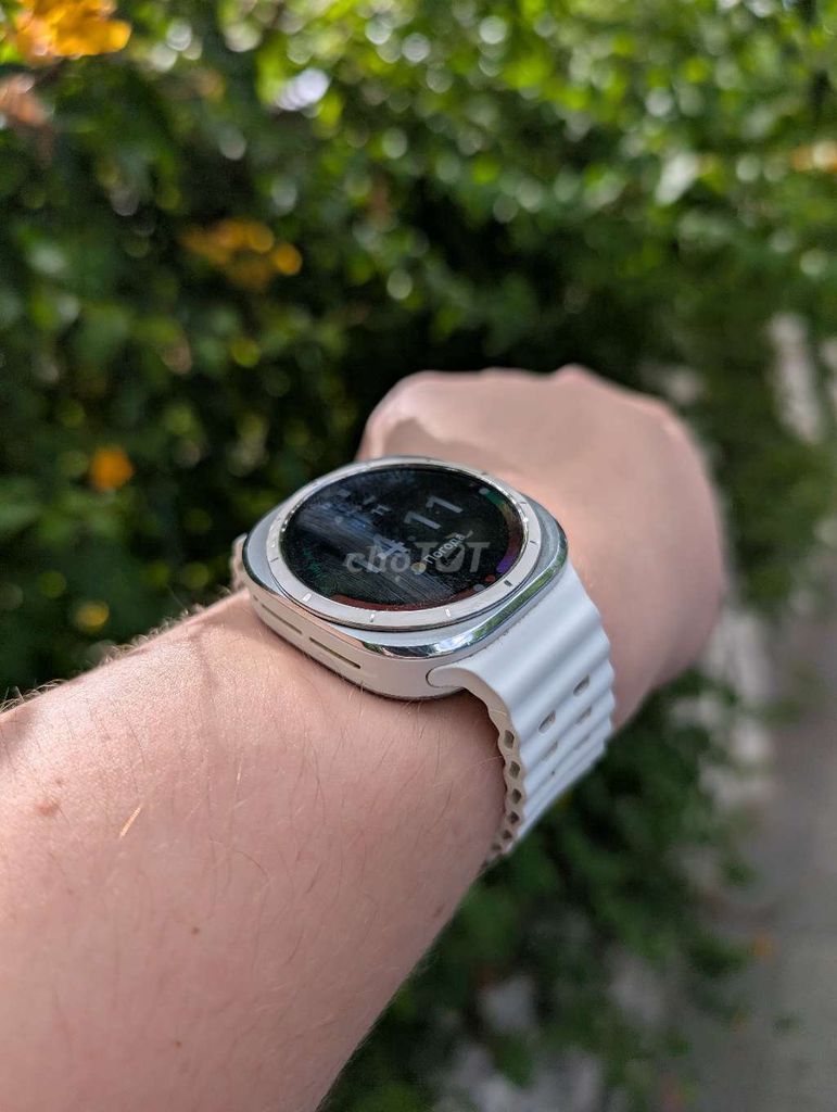 Фото 2: Samsung Galaxy Watch Ultra 2024 LTE Белый