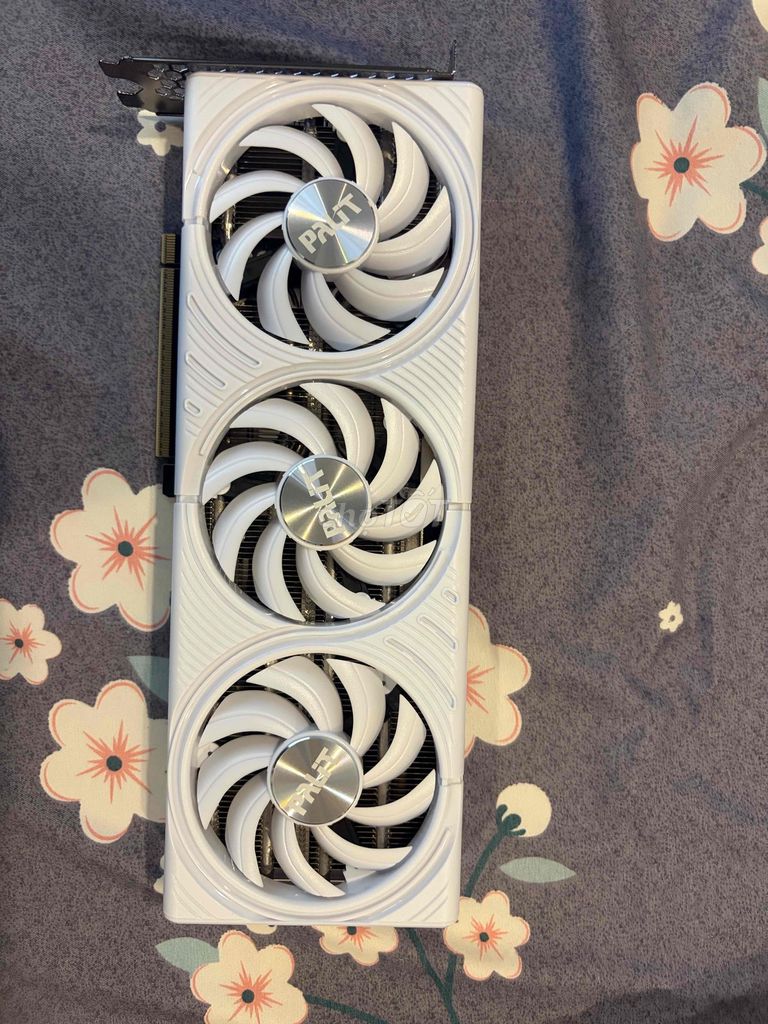 Видеокарта Palit RTX5070 White OC