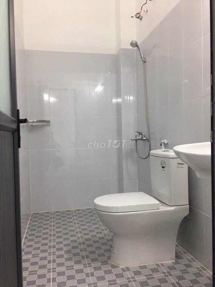 Фото 2: Комната CHDV рядом с PMH, KCX, Университетами UFM, TDT, Lê Thị Chợ