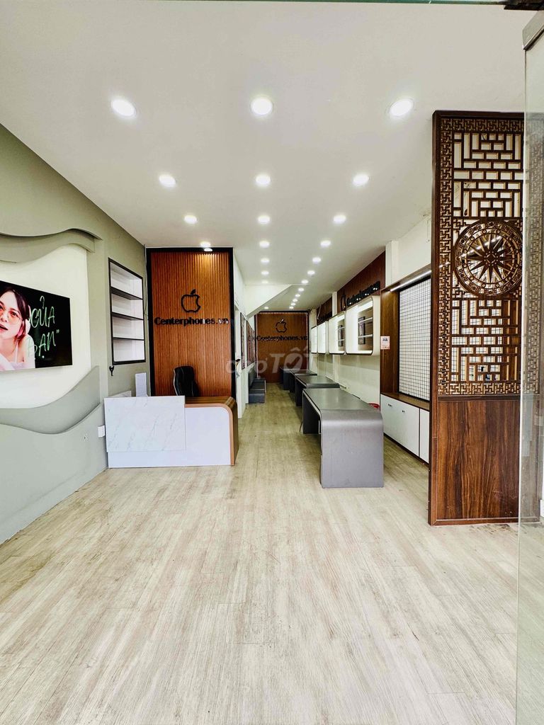 Фото 2: 🌹🌹🌹 Собственник сдаёт помещение на первой линии, 259 Quang Trung, ширина 4,7 м, 60 м², рядом с Vincom