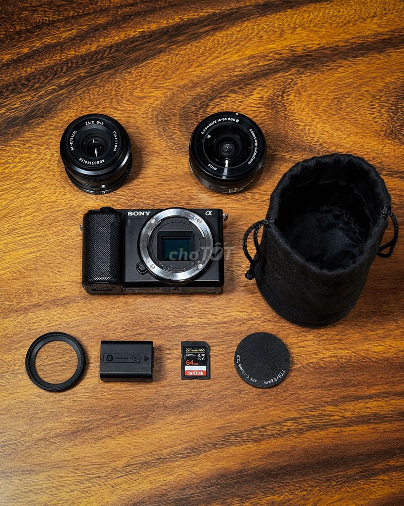 Комплект Creator Kit Sony ZV-E10 + 2 объектива + SD 64GB