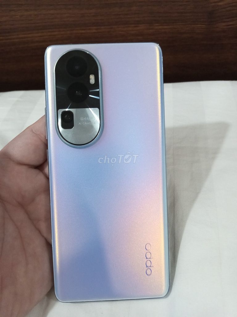 Фото 3: OPPO Reno10 5G 256GB светло-фиолетовый
