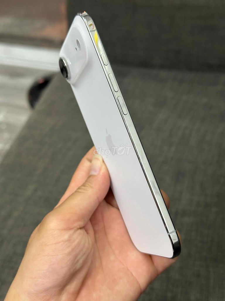 Фото 2: Apple iPhone 17 Air 256GB Белый
