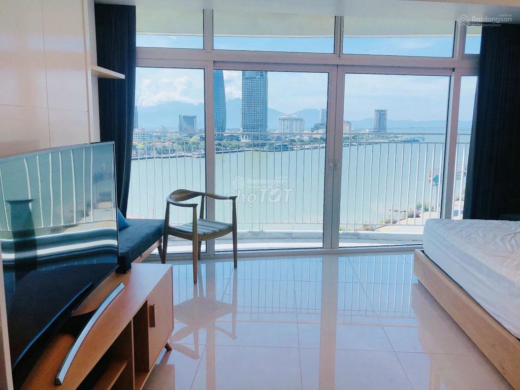 Фото 3: Продается 2-комнатная квартира, 65м², 15 этаж, вид на реку Хан, Дананг, дешево