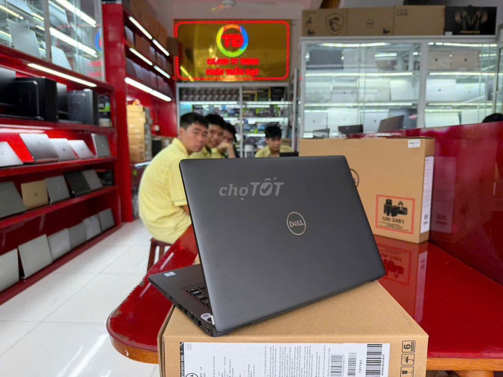 Dell 5480 i5-6300U 14 inch 8GB/256GB