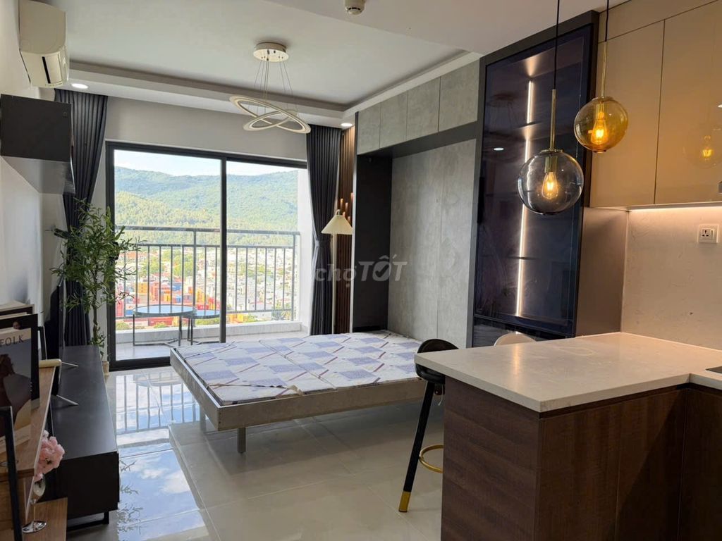 Фото 2: Продажа 1-комнатной квартиры с готовой розовой книгой в жилом комплексе Son Tra Ocean View