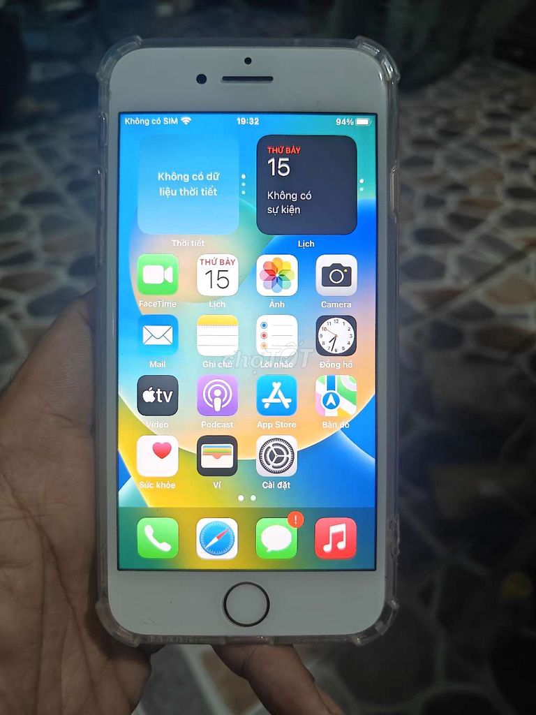 Фото 2: Apple iPhone 8 64GB Золотой, оригинальный, True Tone
