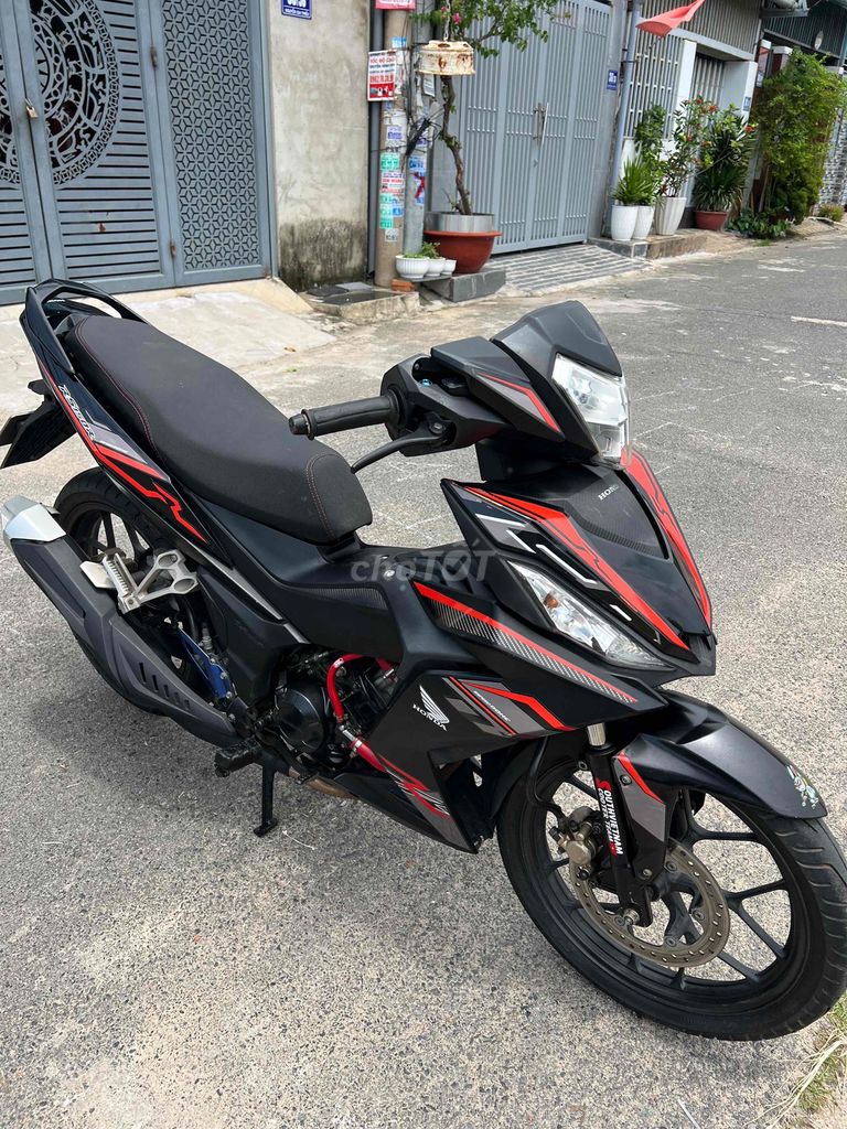Honda Winner черно-красный Мотоцикл с ручным сцеплением
