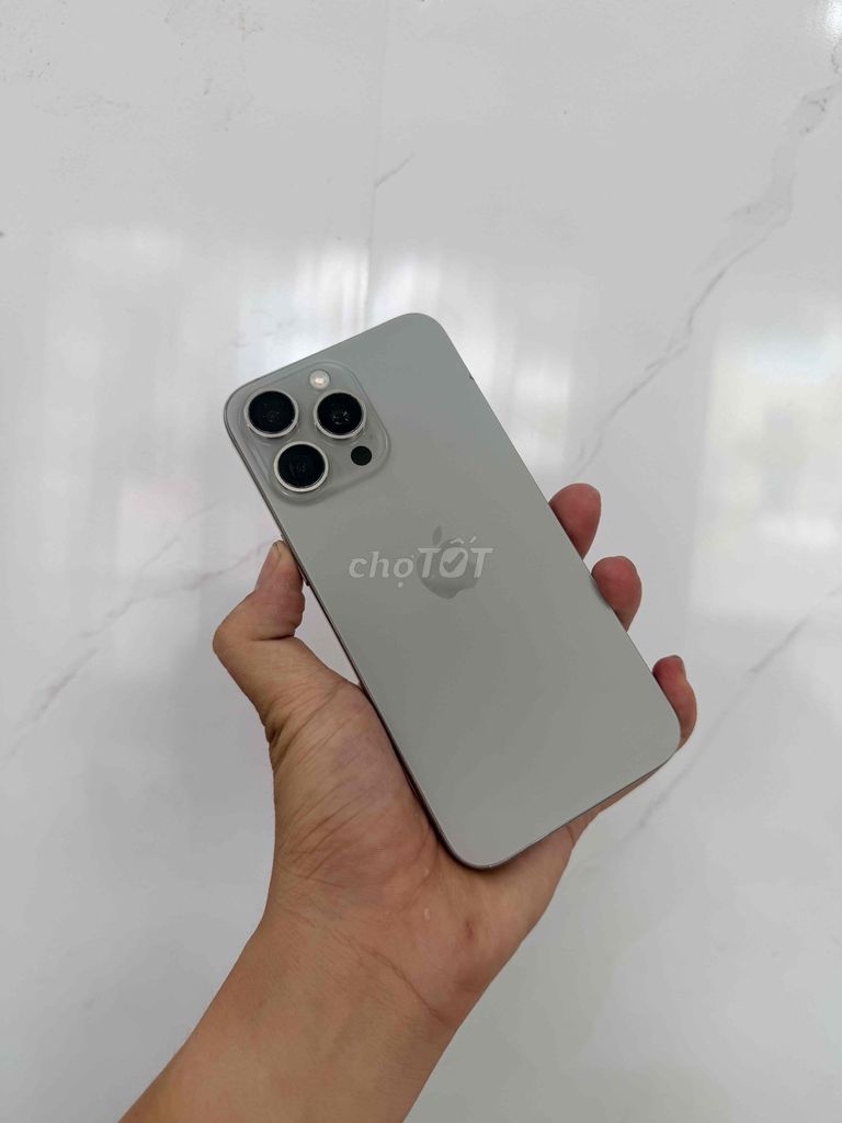 Apple iPhone 15 Pro Max 256GB Серый