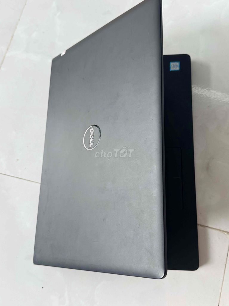 Фото 2: Продаю ноутбук Dell i5 для работы, учёбы и развлечений