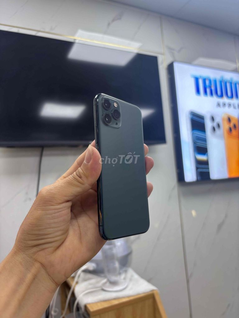 Фото 2: Apple iPhone 11 Pro 256GB Серый Б/У