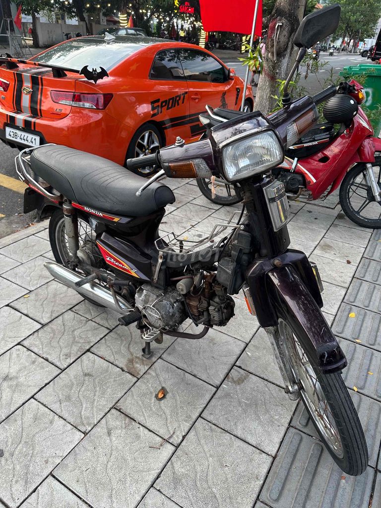 Фото 2: Honda Dream Hàn Quốc