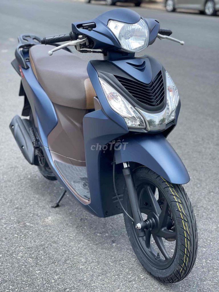 Продаётся Honda Vision 2019, смарт-ключ, цвет тёмно-синий (navy), оригинал